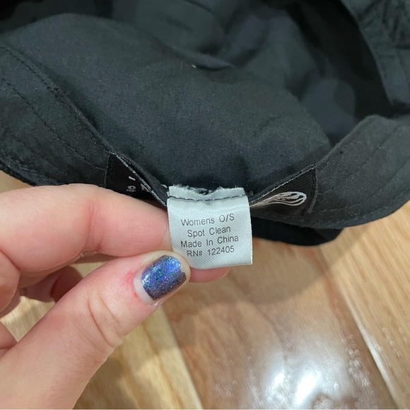 San Diego Hat Co. Black Honeycomb Corduroy Button Accent Newsboy Hat One Size - Picture 8 of 9